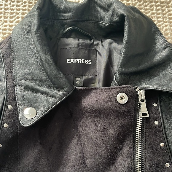 Express - Picture 3 of 4